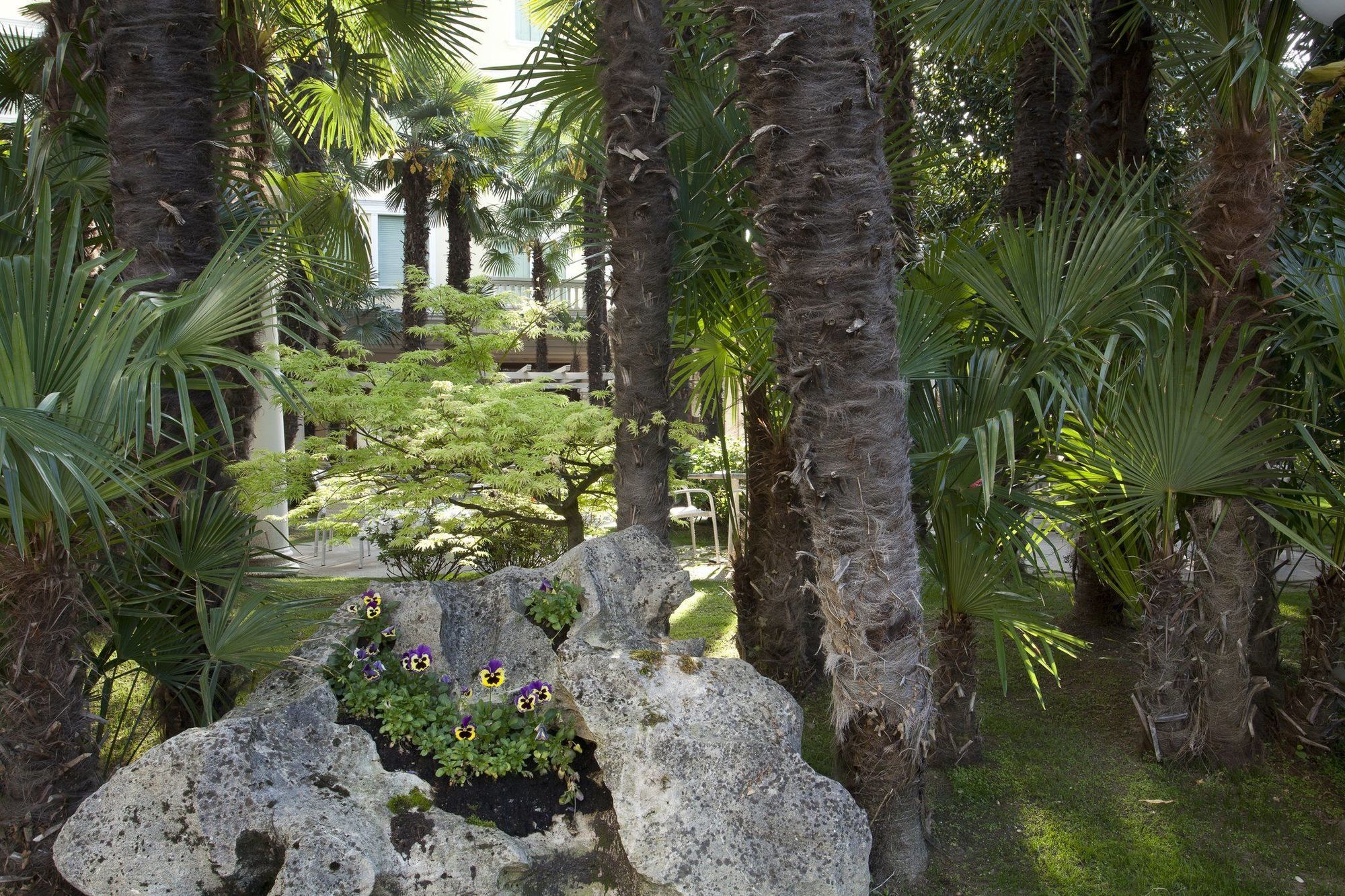 Grand Hotel Trieste & Victoria Abano Terme Luaran gambar The Palm House