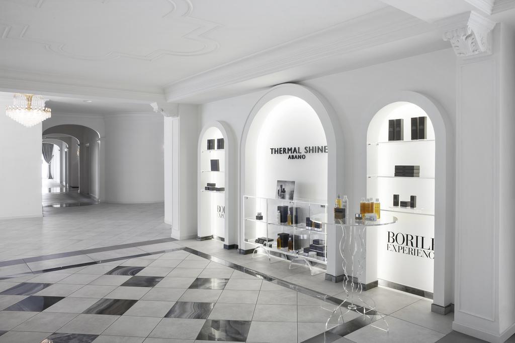 Grand Hotel Trieste & Victoria Abano Terme Luaran gambar The interior of the spa