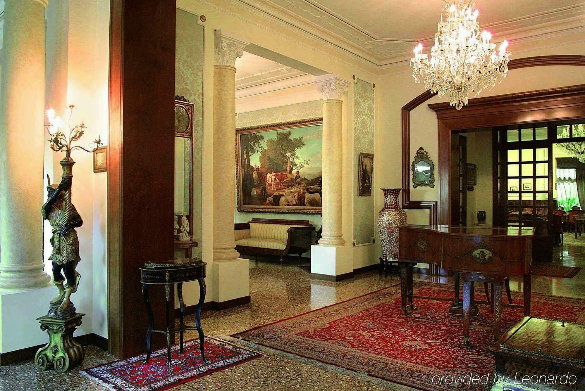 Grand Hotel Trieste & Victoria Abano Terme Dalaman gambar Interior of the residence